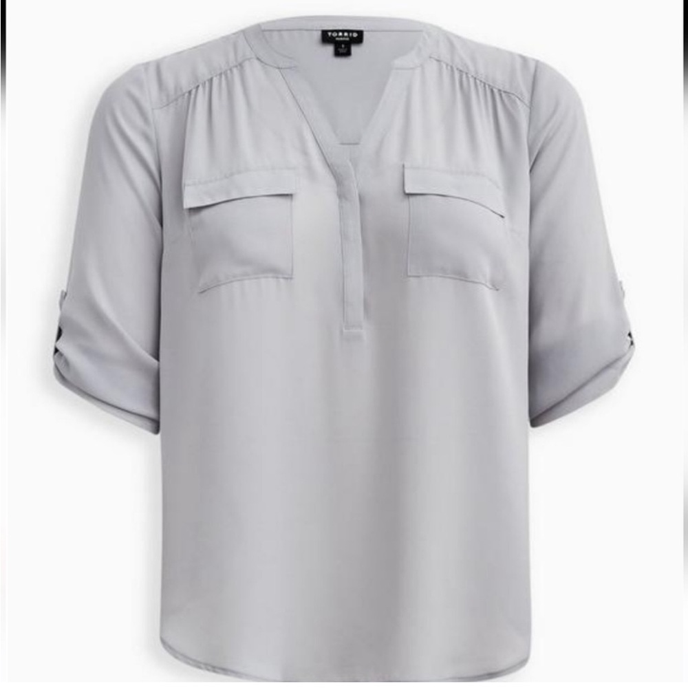 Torrid Harper Georgette Pullover 3/4 Sleeve Blouse‎ Size 3 Harbor Mist Gray NWT
